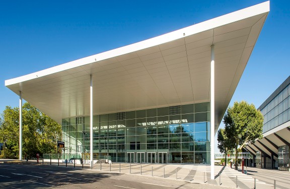 Bild des Eingangs Messehaus Ost Messe Essen