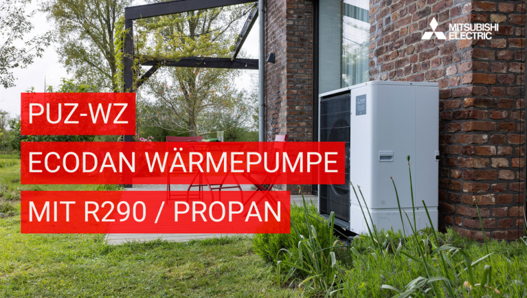 PUZ-WZ Wärmepumpe Außengerät im Vorgarten
