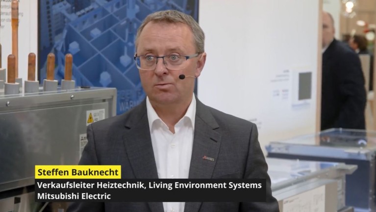 Steffen Bauknecht im Interview über Wärmepumpen für Gewerbe & Industrie
