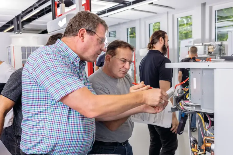 Service und Wartung