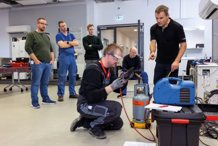 Schulung Qualifikation zum Umgang mit brennbaren Kältemitteln
