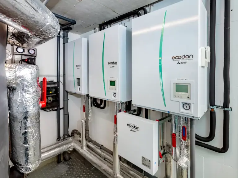 Illustration: Three-unit cascade located in the cellar