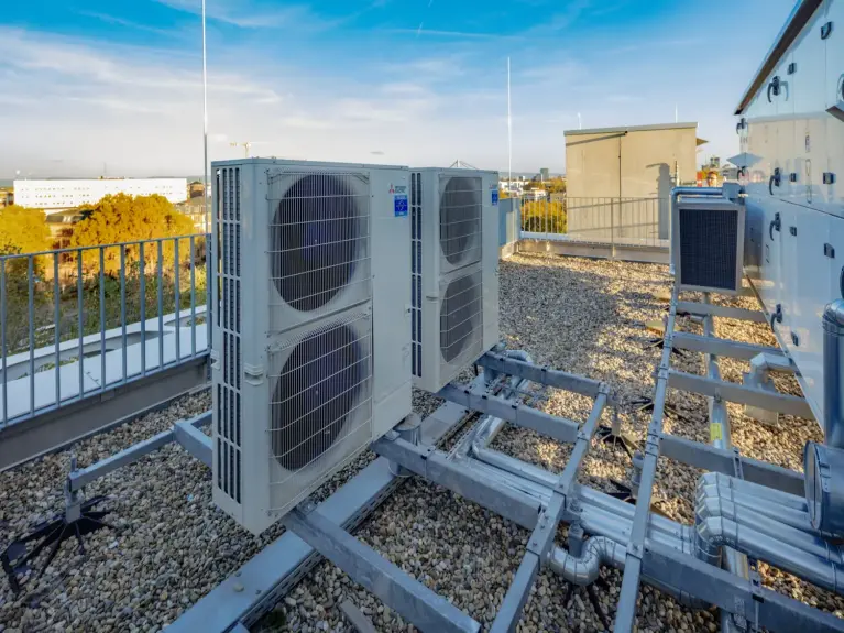 Außengeräte des VRF-Systems
