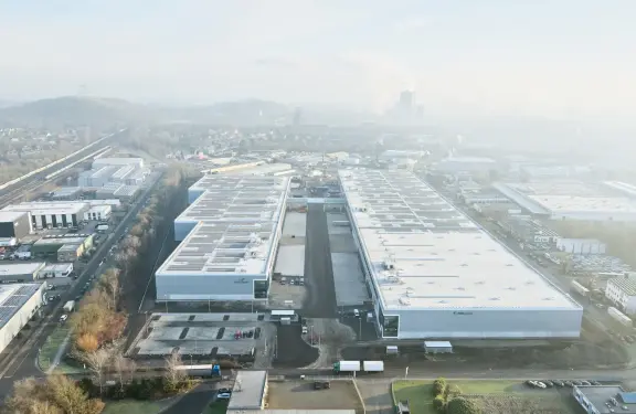 Headerbild Referenz Logistikhalle