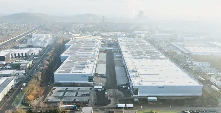 Headerbild Referenz Logistikhalle Headerbild Referenz Logistikhalle