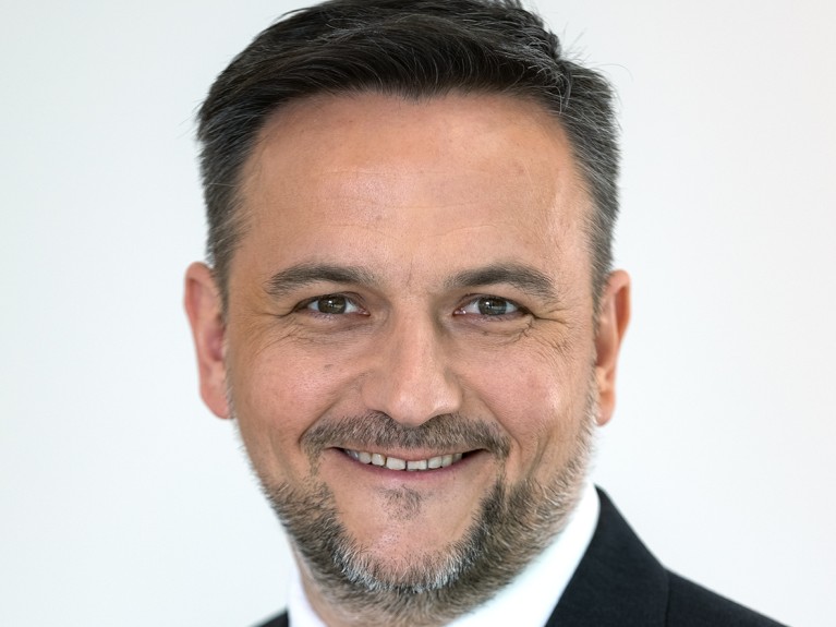 null Karl Kroll