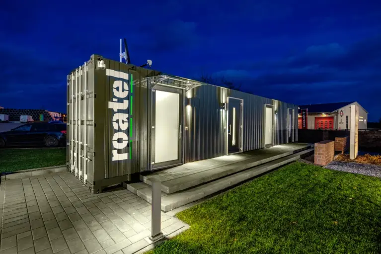 Foto eines Roatel Containers