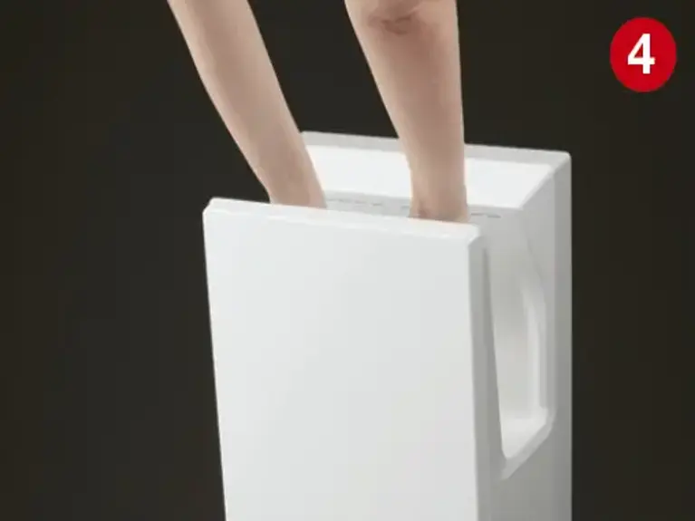 4. les retirer par le haut du Jet Towel.