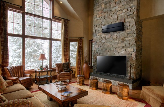 Man kuist zijn buitenunit